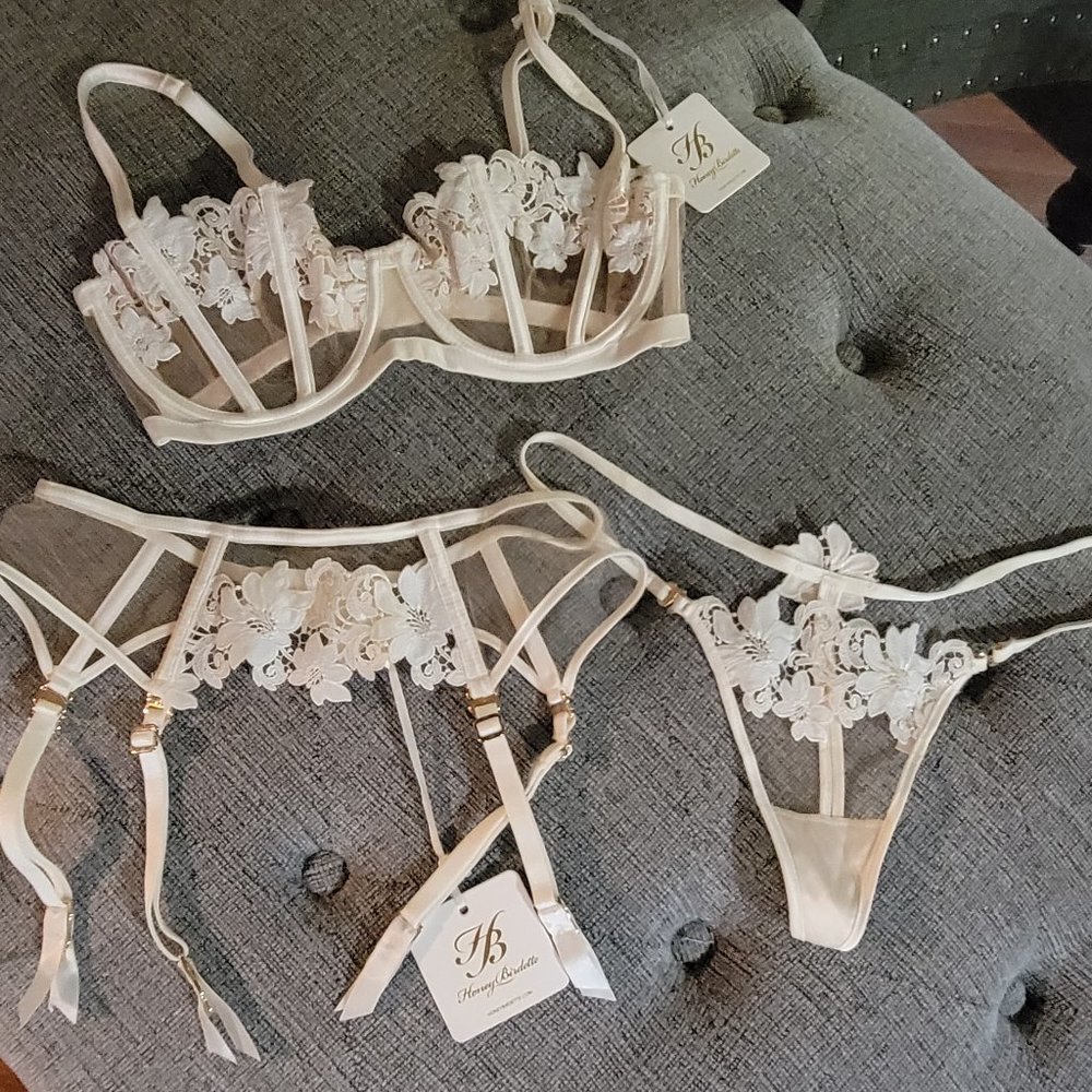 NWT Honey Birdette Amelie Full Set- Ivory